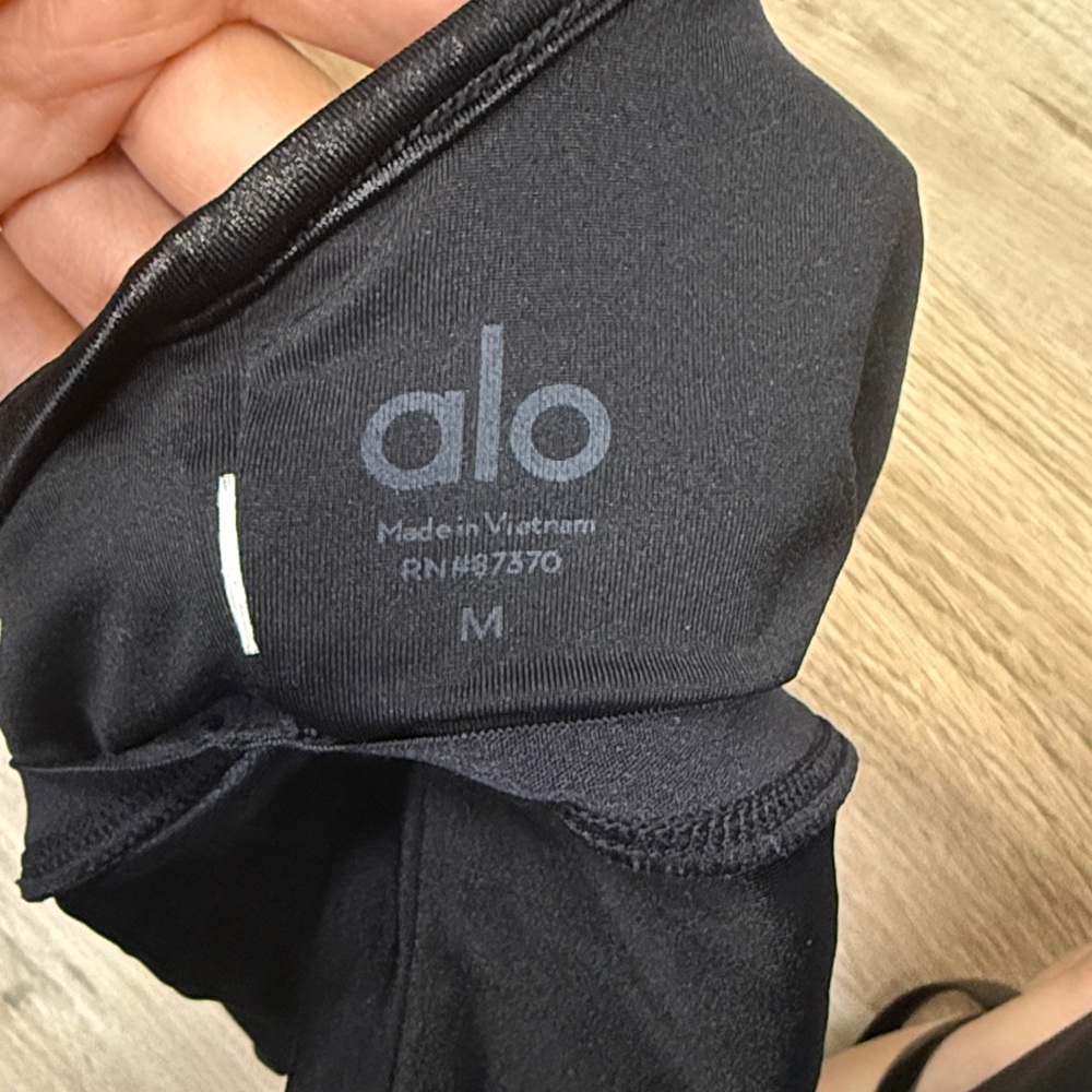 Alo Sports bra - Picture 3 of 3